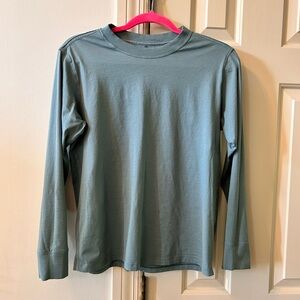 Lulu All Yours Long Sleeve Shirt Size 4. Three different colors